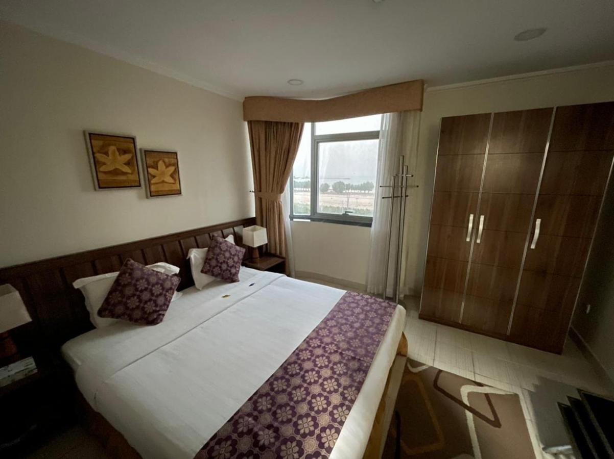 Enwan Suites Hotel Jubail Экстерьер фото