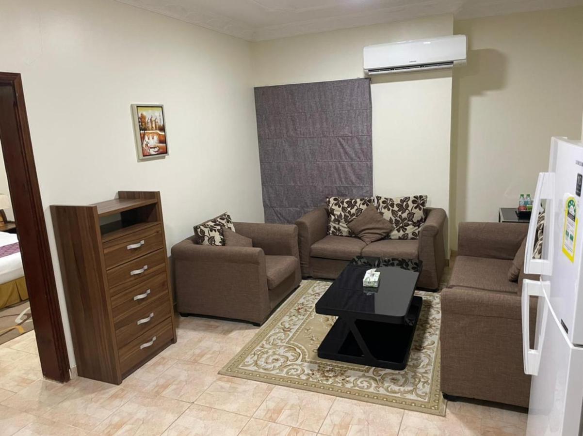 Enwan Suites Hotel Jubail Экстерьер фото