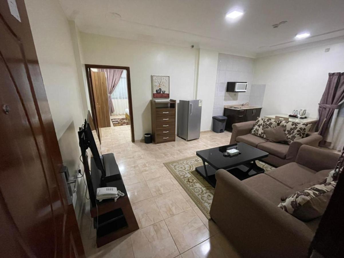 Enwan Suites Hotel Jubail Экстерьер фото